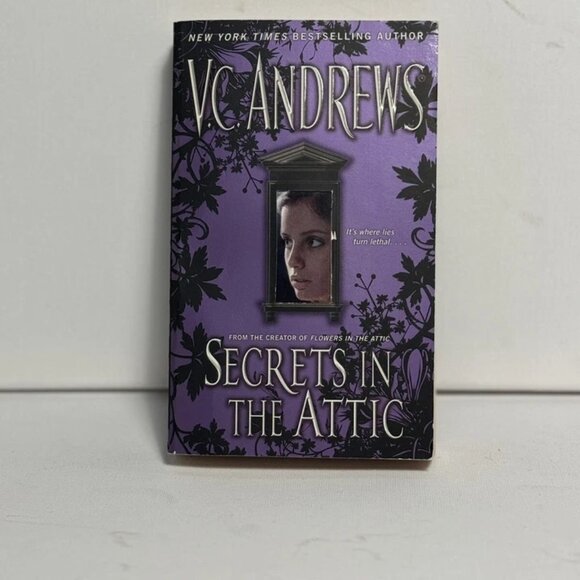 V.C. Andrews Secrets Series Secrets In The Attic/In The Shadows Paperback - Picture 7 of 7
